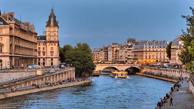 Paris Long Weekend Itinerary - seine-river-999969_640 Paris Long Weekend Itinerary - seine-river-999969_640