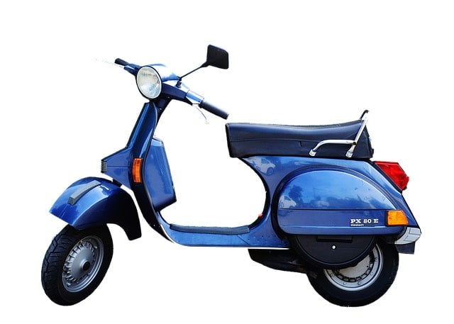vespa porto city tour -2846804_640 vespa porto city tour -2846804_640