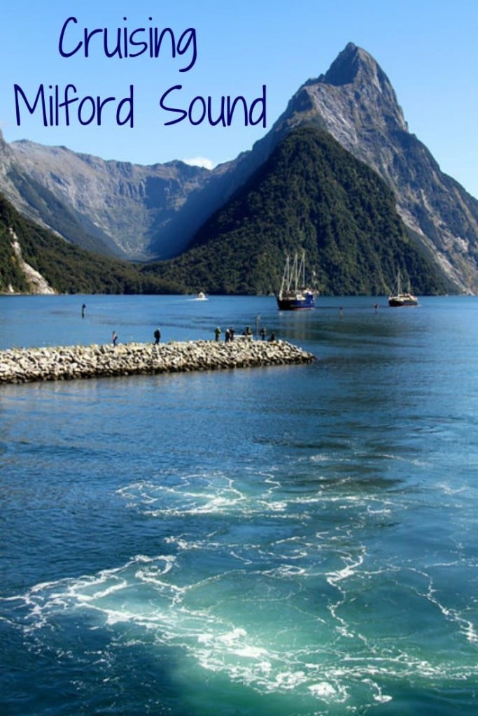 Cruisen in Milford Sound, Nieuw-Zeeland