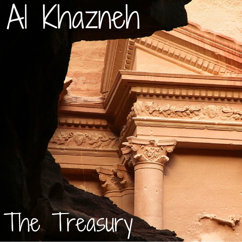Travel Guide Jordan - Plan your visit to the Treasury in Petra