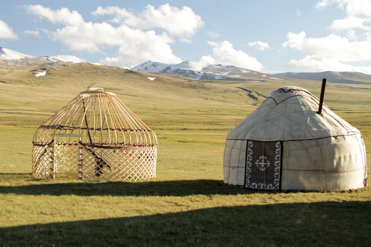 Kyrgyzstan yurt building