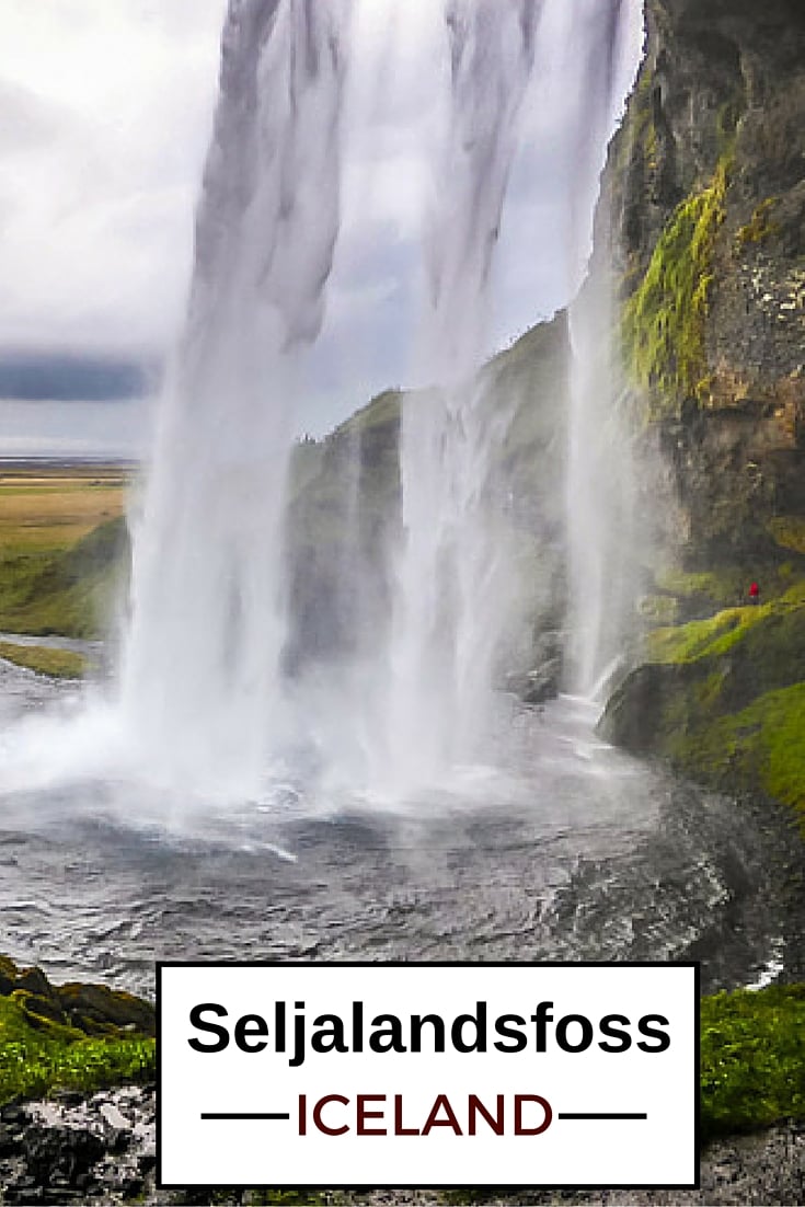 Seljalandsfoss Waterfall