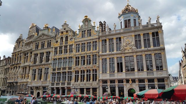 Abroad Day trips from paris to brussels by Train city-1138455_640
