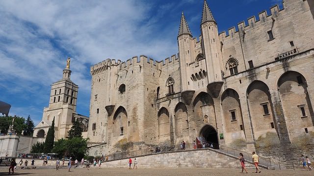 best day trips out of Paris by train avignon-1521477_640