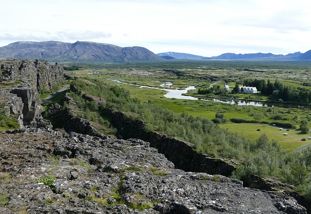 Uitkijkpunt Hakid - Nationaal park Thingvellir IJsland-pixabay-1911930_640