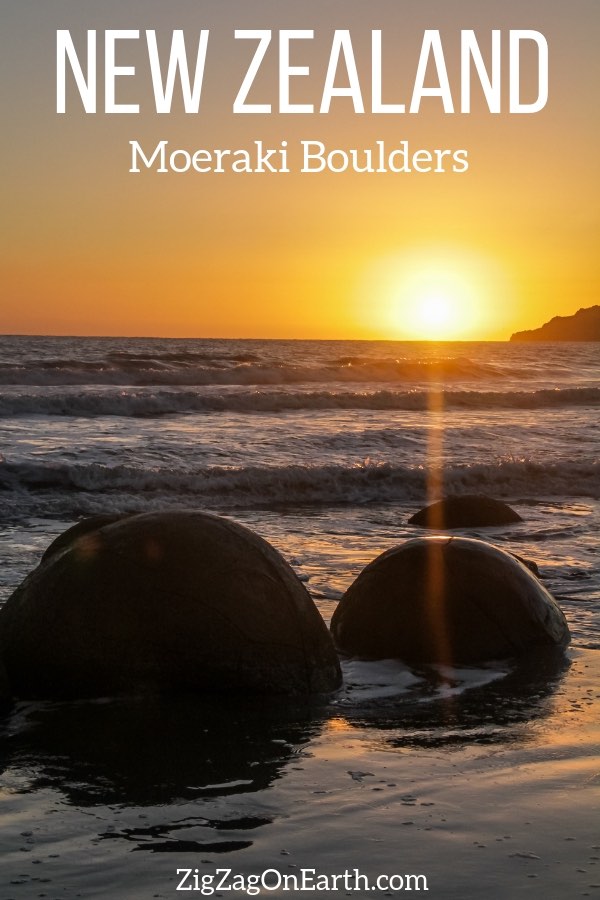 Moeraki boulders