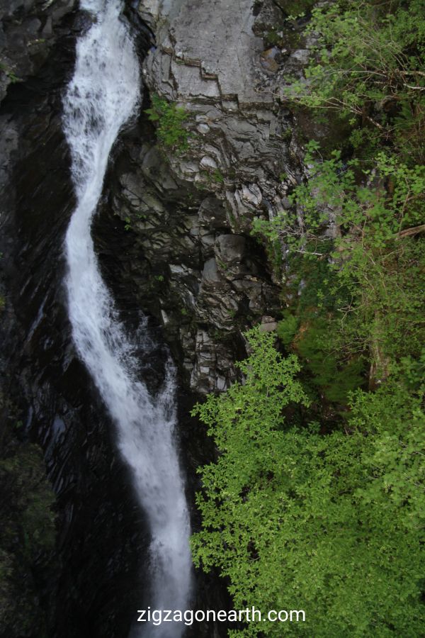 Falls of Measach Corrieshalloch-ravinen vandring Skottland